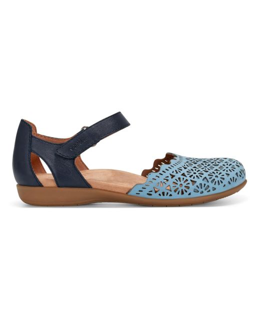 Earth Blue Bronnie Round Toe Casual Slip On Flats