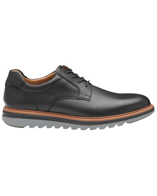 Johnston & Murphy Black Braxton Plain Round Toe Shoes for men