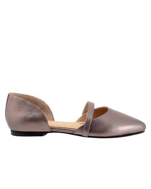 Trotters Brown Emory Flat