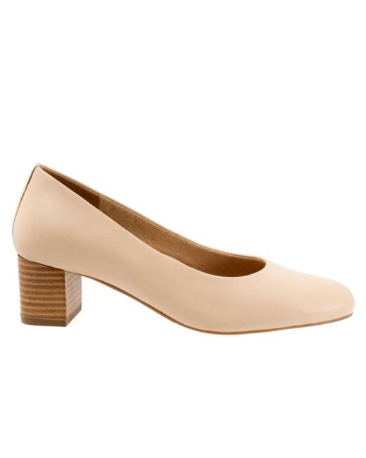 Trotters Natural Daria Pumps