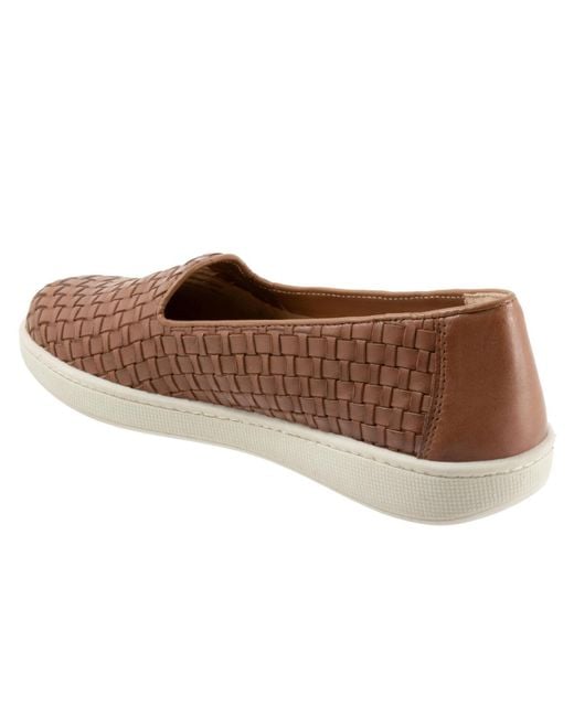 Trotters Brown Adelina Flat