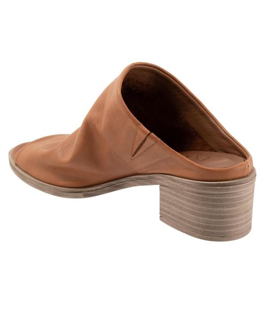 BUENO Brown Ocean Sandal