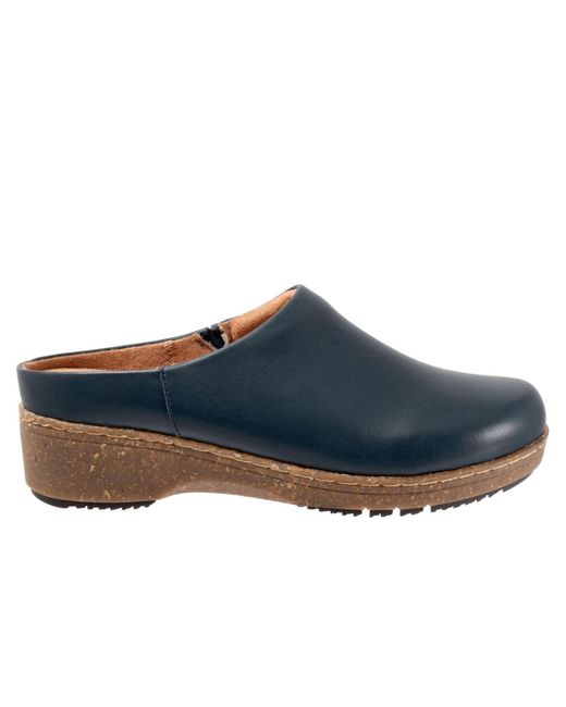 Softwalk® Blue Arvada Clog