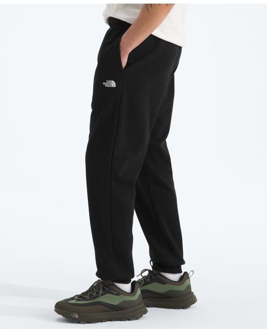 The North Face Black Evolution Simple Dome joggers for men