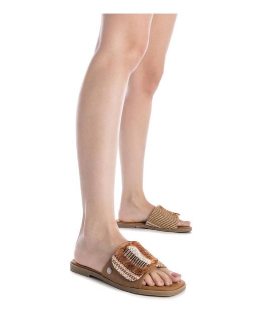 Xti Brown Flat Slip