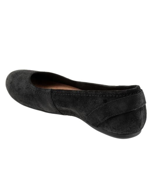 Softwalk® Black Sydney Flat
