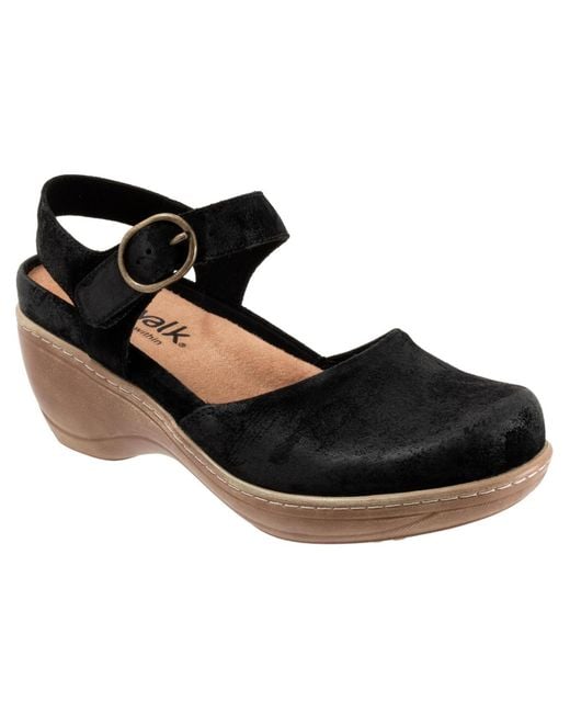 Softwalk® Black Mabelle Clog