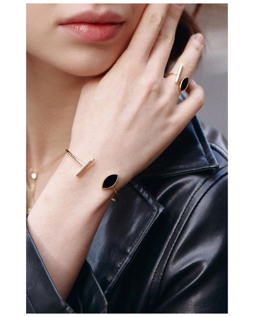 Retro Chic White Whispers Ring