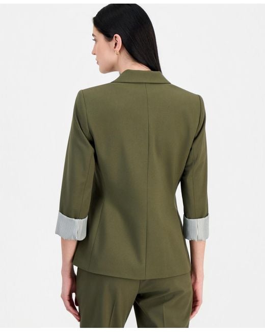 Tahari Green Two-button Peak-lapel Blazer
