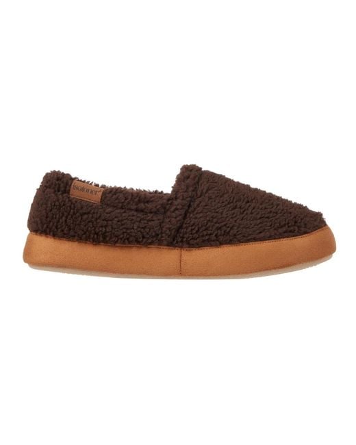 Isotoner Brown Berber Closed Back Slippers for men