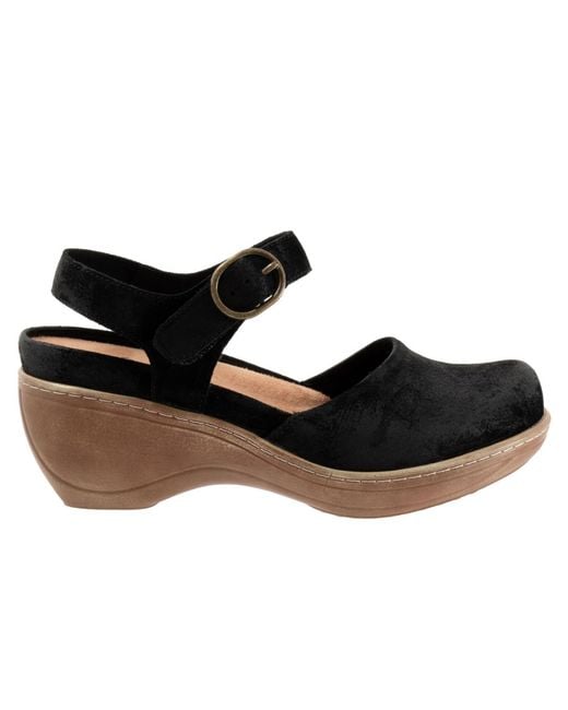 Softwalk® Black Mabelle Clog