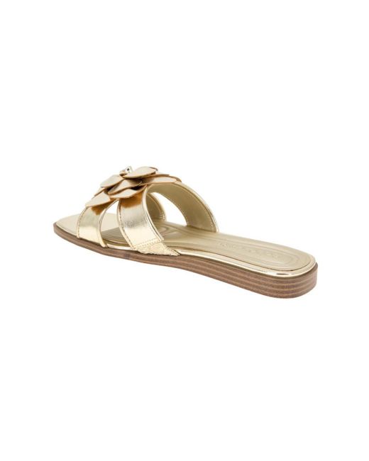 BCBGeneration White Mazey Flower Slide Flat Sandals