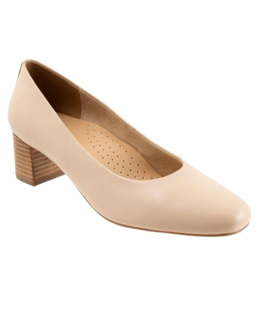 Trotters Natural Daria Pumps