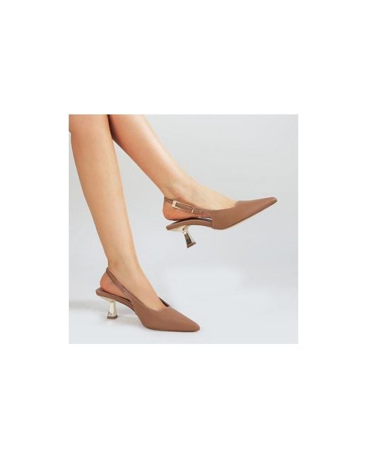 BERNESS White Cassandra-2 Kitten Heels