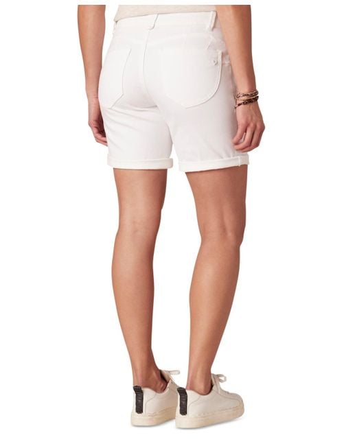 Democracy White Petite Absolution Cuffed Shorts