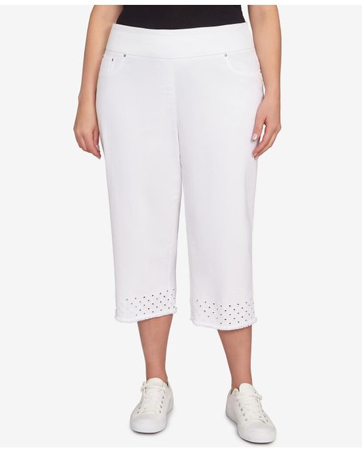 Ruby Rd White Plus Size Embroidered Hem Soft Stretch Denim Capri Jeans