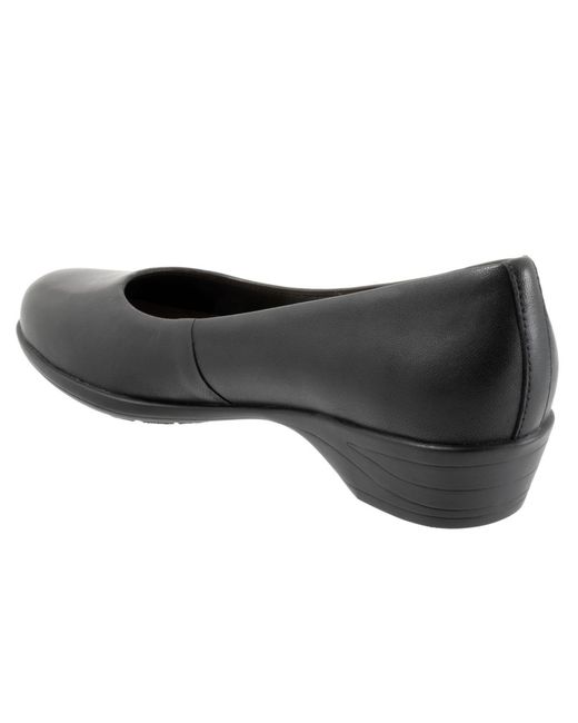 Trotters Black Rozalin Flat