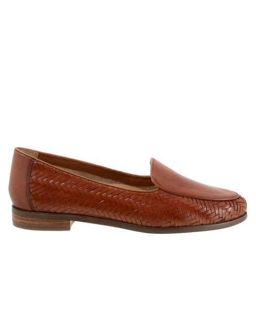 Trotters Brown Lyric Flat