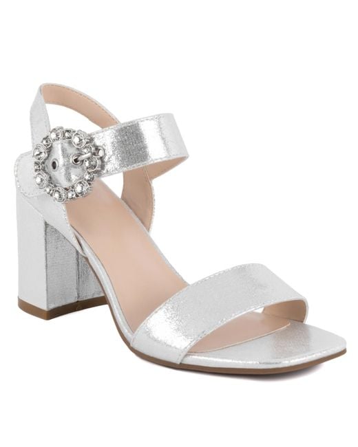 Jones New York White Earleny Embellished Block Heel Dress Sandals