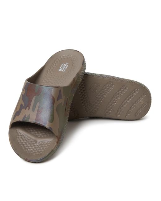 Dearfoams Brown Ecocozy Sustainable Comfort Slide Sandal for men