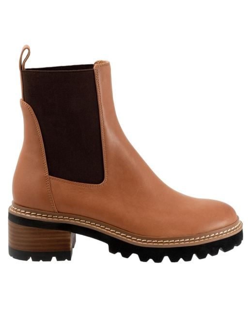EOS FOOTWEAR Brown Linear Boot