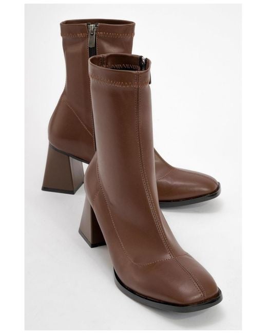 Prologue Shoes Brown Plesa Chunky Heel Boot ()
