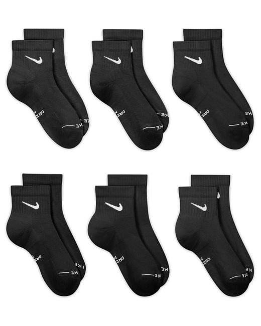 Nike Black Elevated Everyday Ankle Socks for men