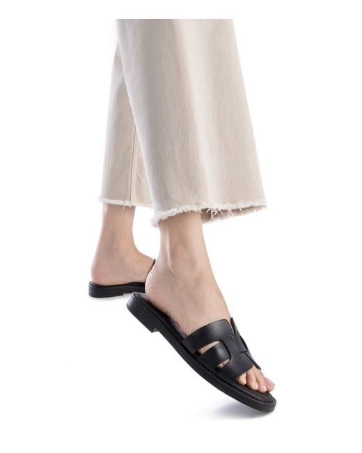 Xti Black Sandals