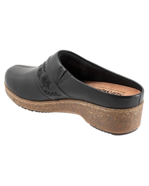 Softwalk® Black Aurora 3.0 Clog
