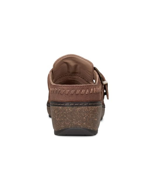 Earth Brown Kay Stitched Round Toe Clogs