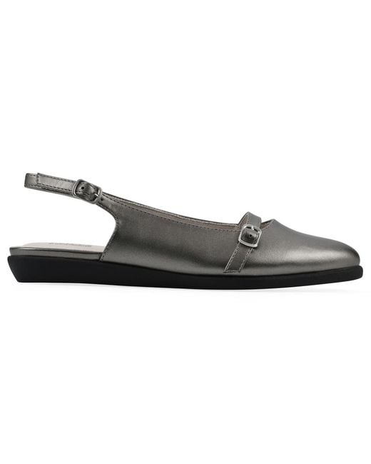 White Mountain Metallic Miloni Slingback Flat