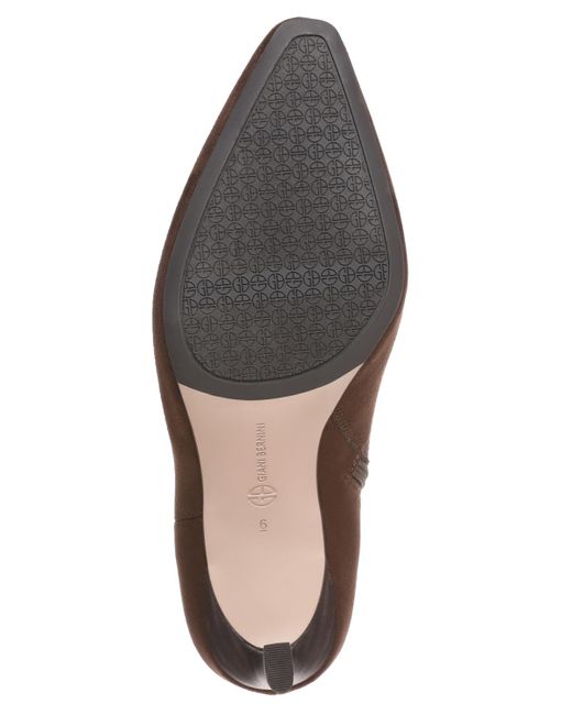 Giani Bernini Brown Versuss Almond Toe Booties