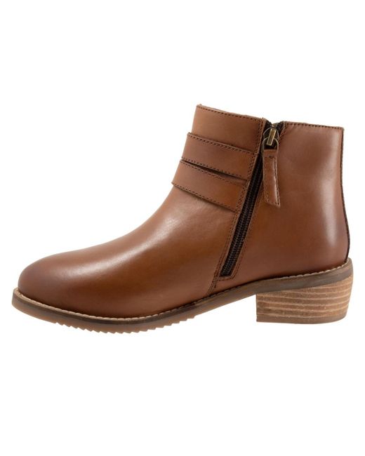 Softwalk® Brown Rochester Boot