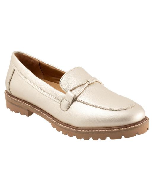 Trotters White Fiora Flat