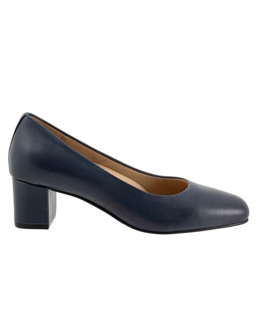 Trotters Blue Daria Pumps