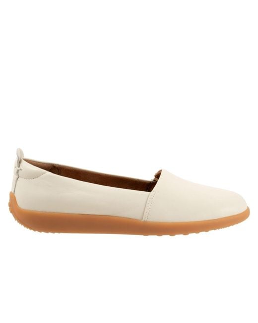 Softwalk® White Deva Flat