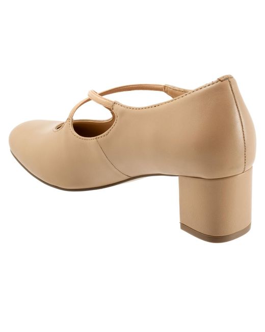 Trotters Natural Demi Pumps