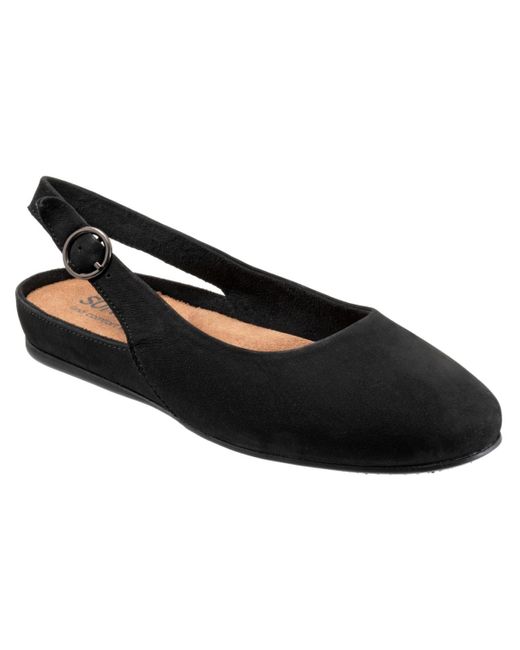 Softwalk® Black Sandy Flat