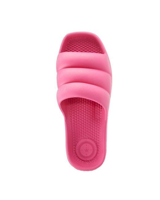 Totes Pink Molded Puffy Slide