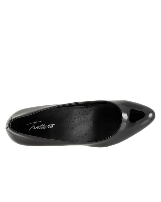 Trotters Black Kate Pump