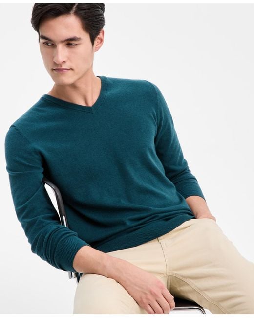 Alfani Blue Solid V-neck Cotton Sweater for men