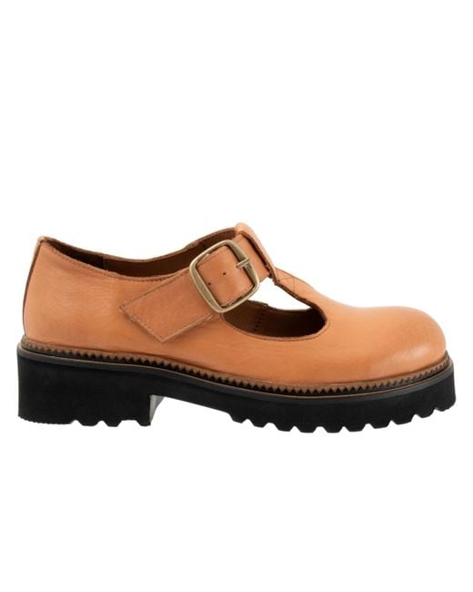 BUENO Brown Abigail Loafer