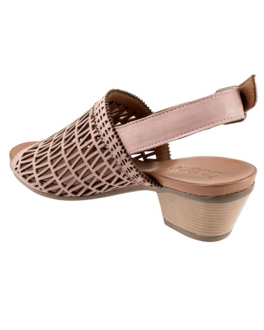 BUENO Brown Lia Pump