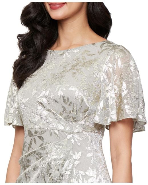 Sl Fashions Gray Petite Short-sleeve Metallic A-line Gown