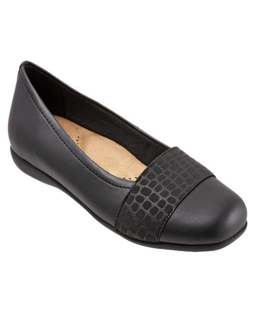 Trotters Black Samantha Flat