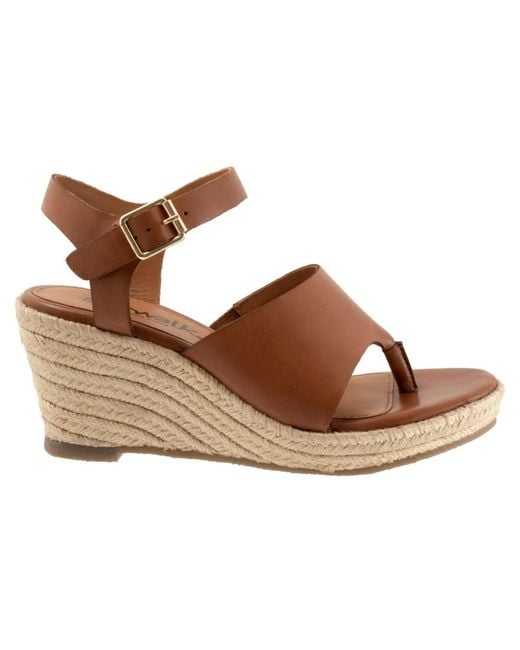 Softwalk® Brown Hilo Sandal