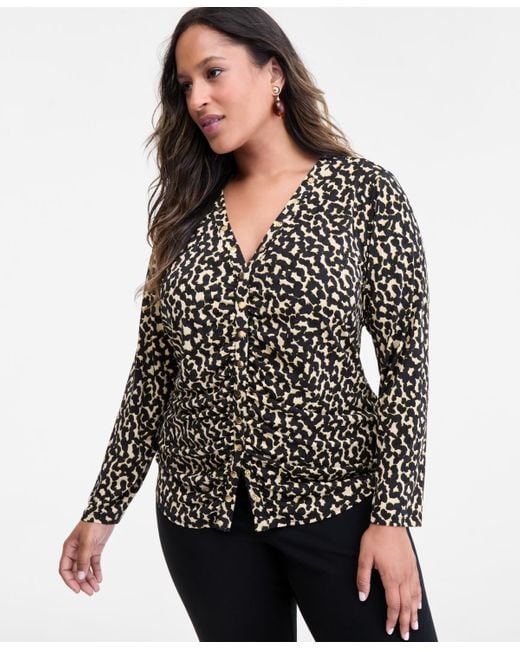INC International Concepts Black Plus Size Printed V-neck Blouse