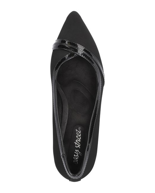 Easy Street Black Maye Pointed Toe Pumps