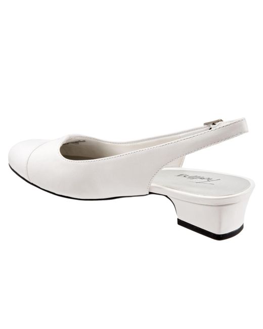 Trotters White Dea Pump