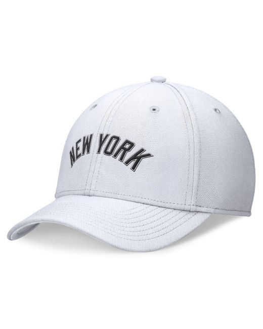 Nike White New York Yankees Evergreen Performance Flex Hat for men